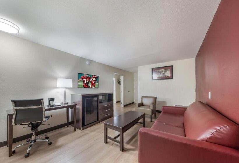 فندق Red Roof Inn & Suites Denton