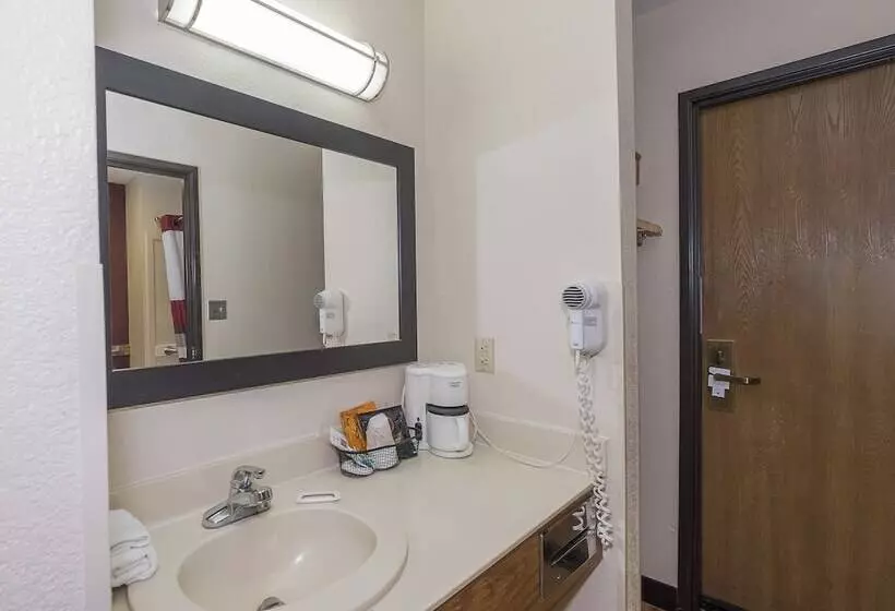 酒店 Red Roof Inn & Suites Hermitage