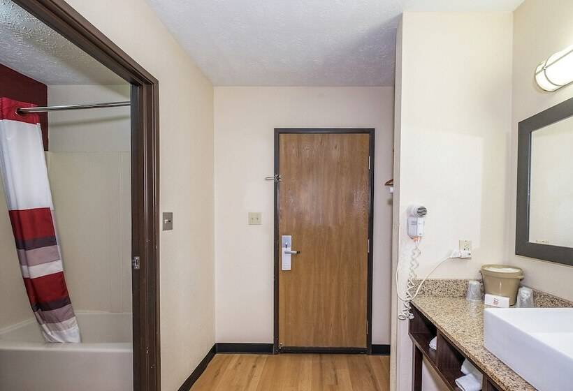 호텔 Red Roof Inn & Suites Hermitage