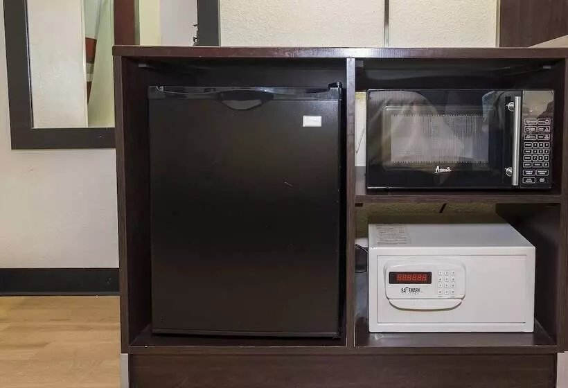 酒店 Red Roof Inn & Suites Hermitage