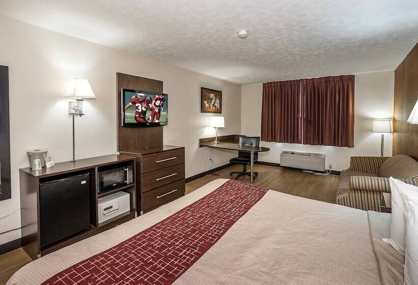 호텔 Red Roof Inn & Suites Hermitage