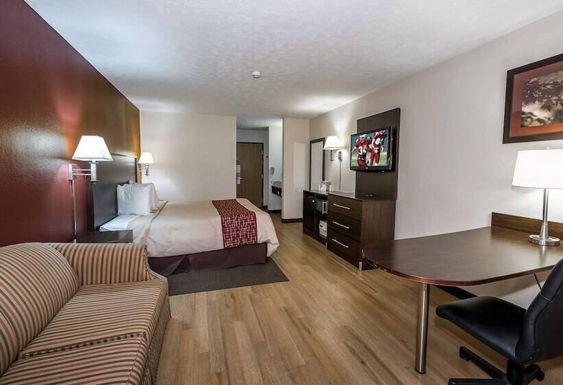 호텔 Red Roof Inn & Suites Hermitage