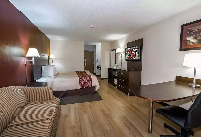 酒店 Red Roof Inn & Suites Hermitage