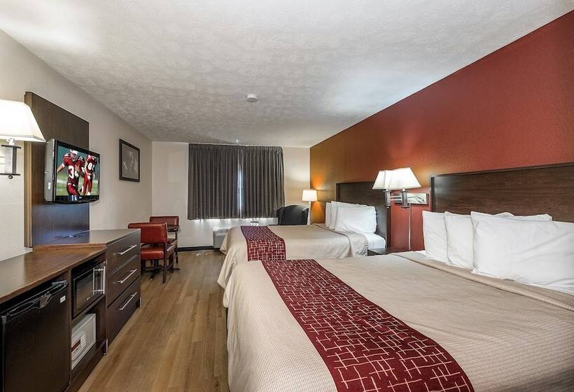 호텔 Red Roof Inn & Suites Hermitage