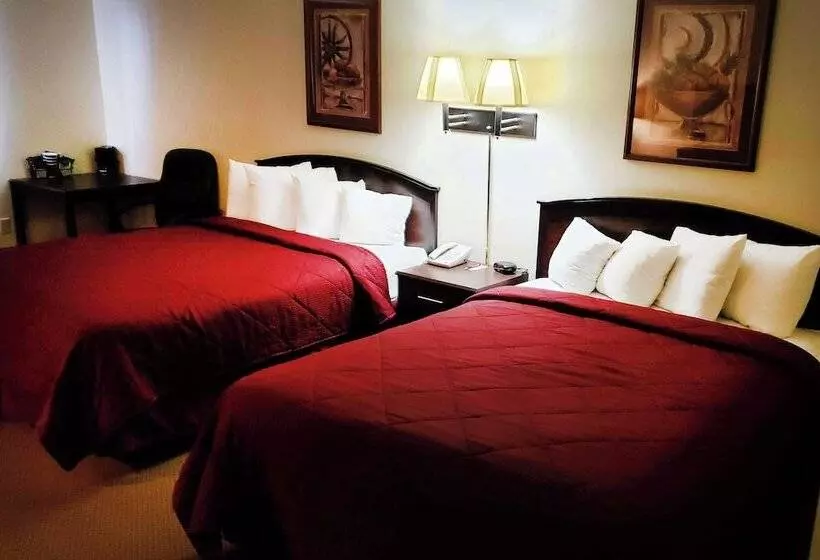 Отель Travelodge By Wyndham Carlsbad Nm