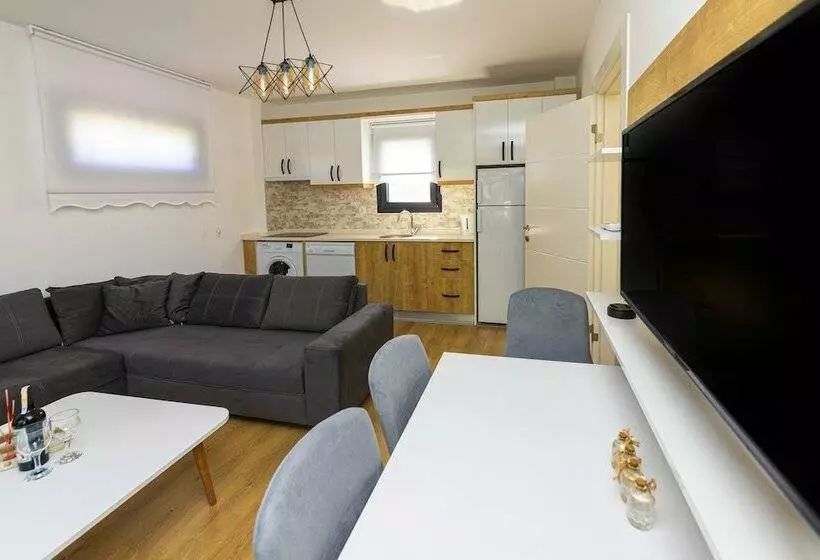 La Morada Suites