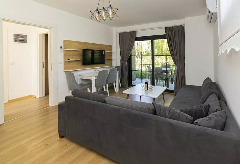 La Morada Suites
