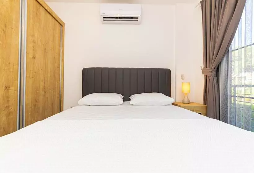 La Morada Suites
