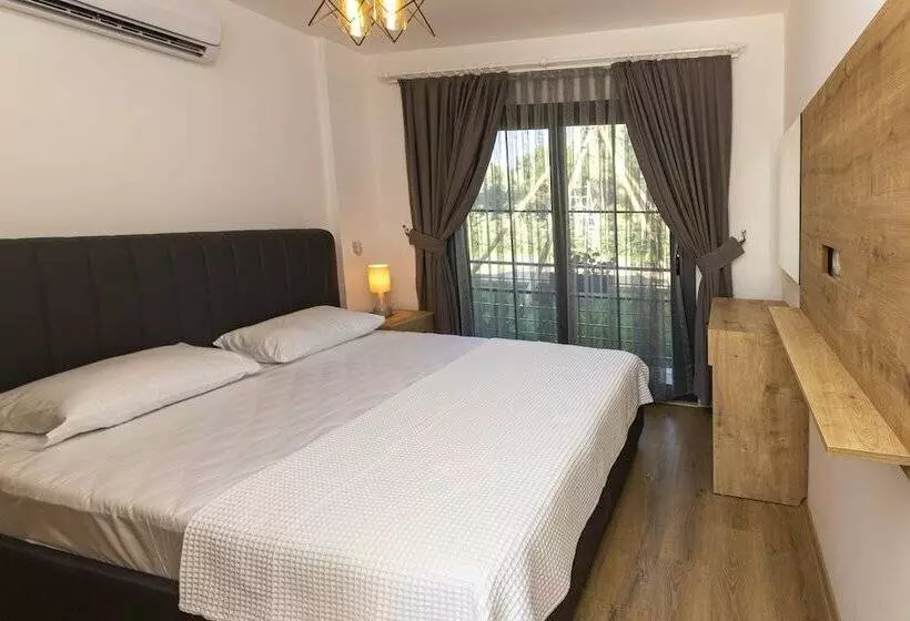 La Morada Suites