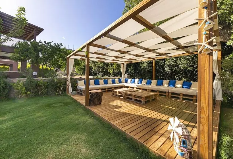 La Morada Suites