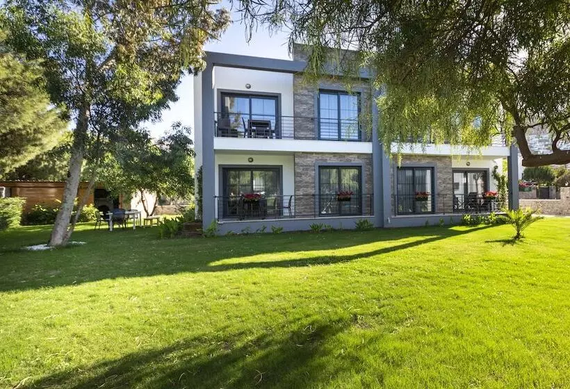 La Morada Suites