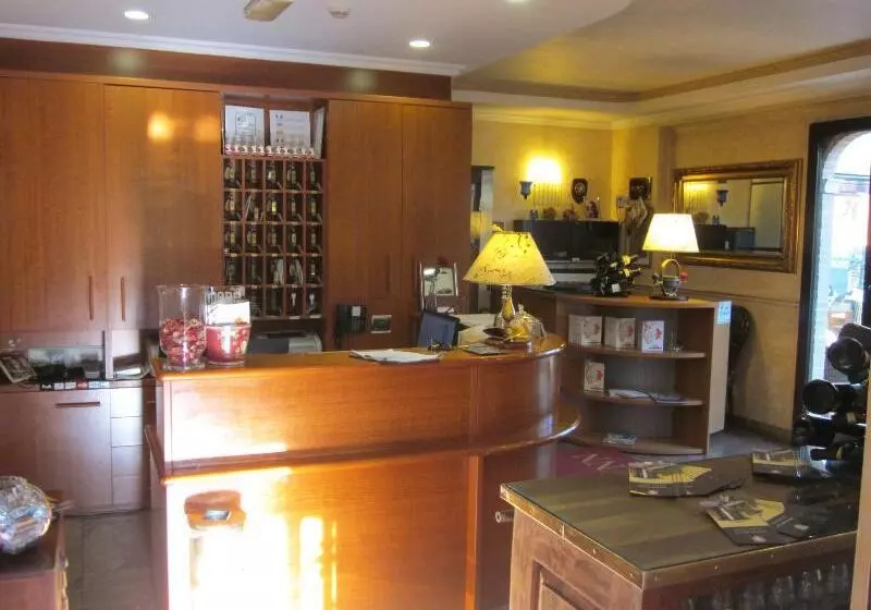 酒店 Euro House Inn Airport