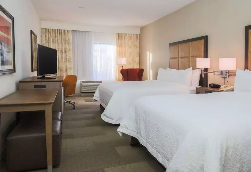 فندق Hampton Inn And Suites Camarillo