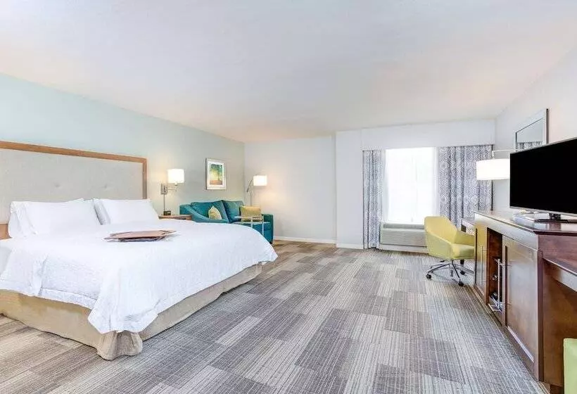 Hotelli Hampton Inn & Suites Macon I 475