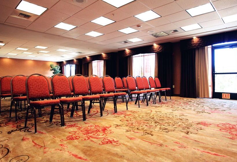 호텔 Hampton Inn & Suites Paso Robles