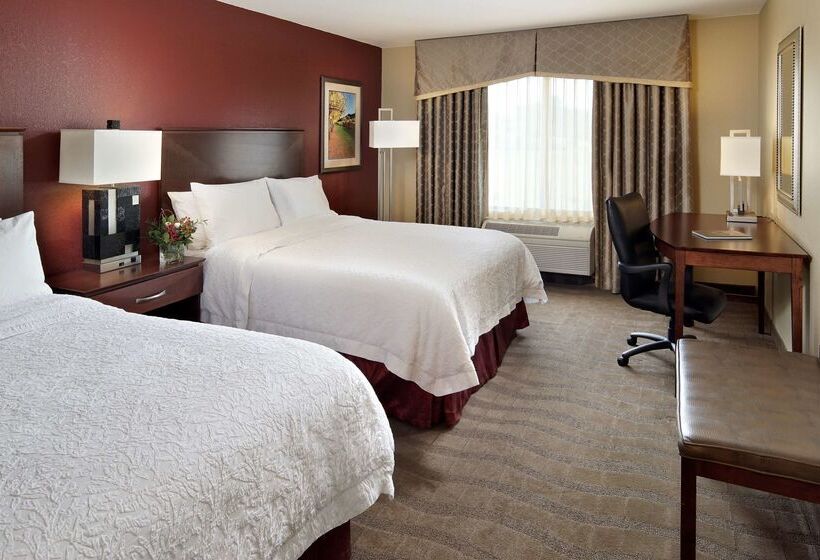 호텔 Hampton Inn & Suites Paso Robles