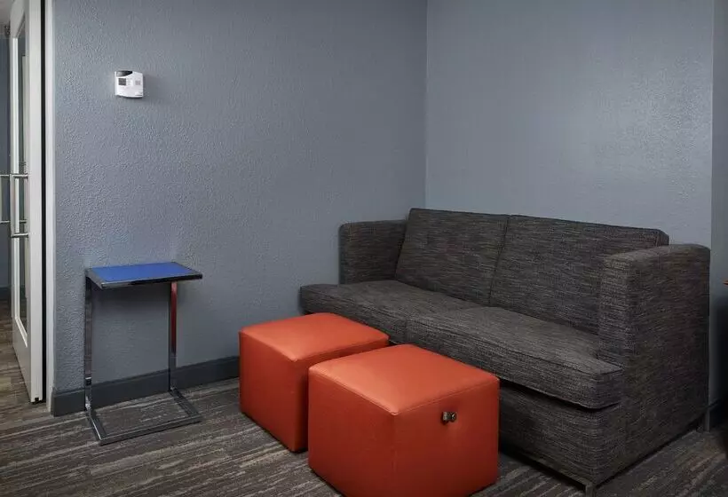 Отель Hampton Inn Beaumont