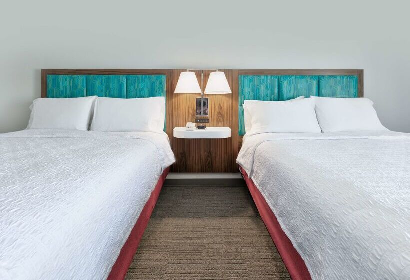 בית מלון כפרי Hampton Inn Biloxi