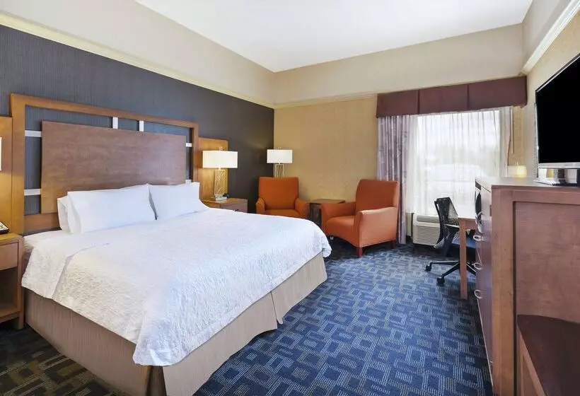 فندق Hampton Inn Clinton