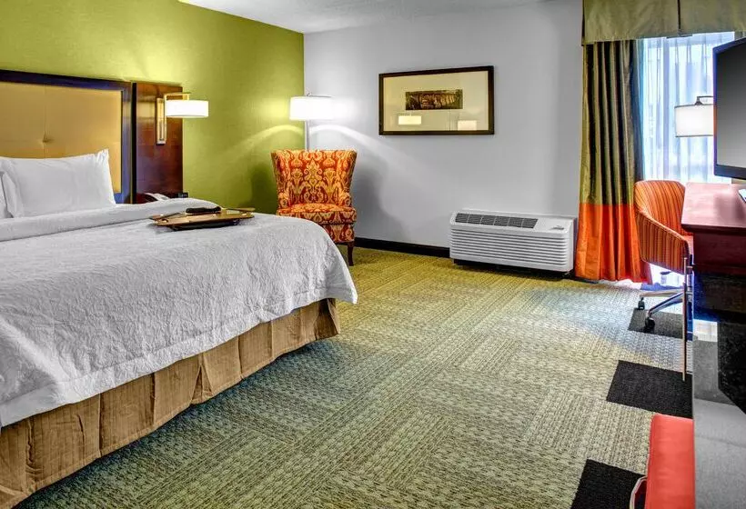 هتل Hampton Inn Columbiadowntown Historic District