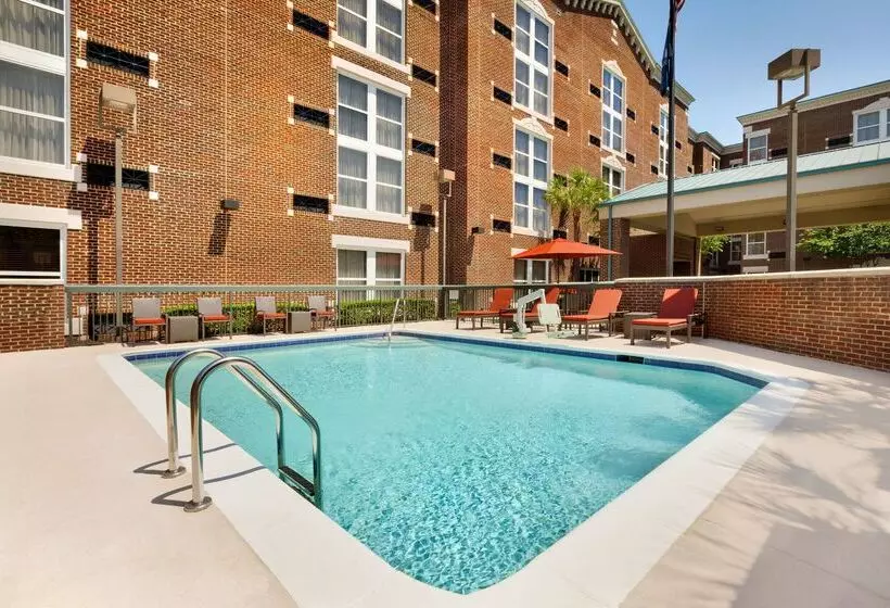 هتل Hampton Inn Columbiadowntown Historic District