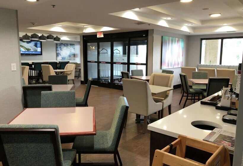 בית מלון כפרי Hampton Inn El Dorado