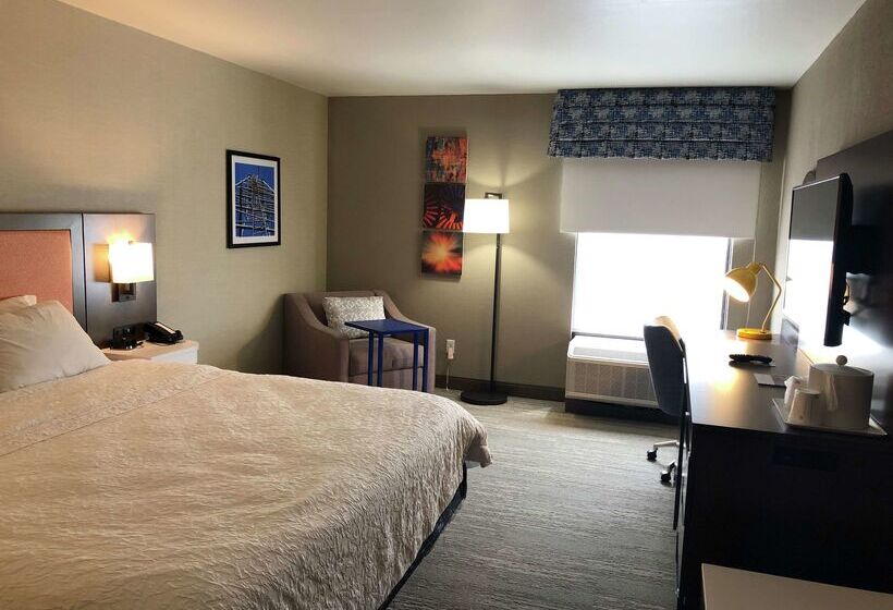 בית מלון כפרי Hampton Inn El Dorado