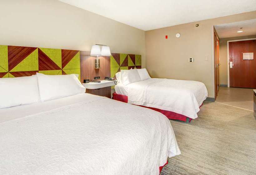 בית מלון כפרי Hampton Inn Gaffney