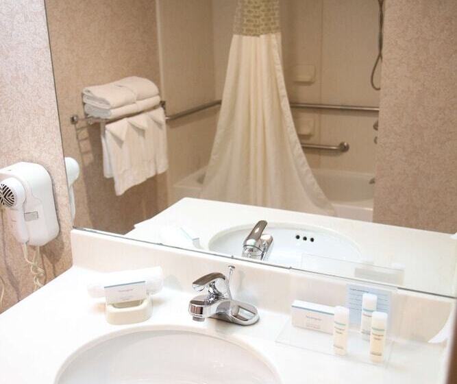 Отель Hampton Inn Greeneville