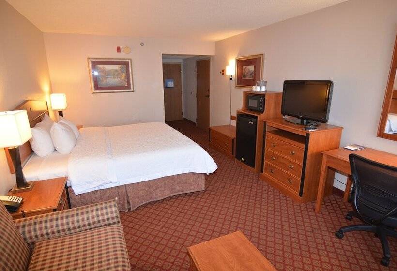 Отель Hampton Inn Greeneville