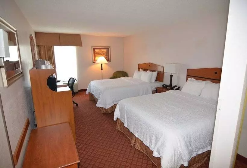 فندق Hampton Inn Greeneville