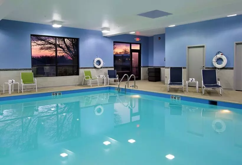 هتل Hampton Inn Hagerstown I 81