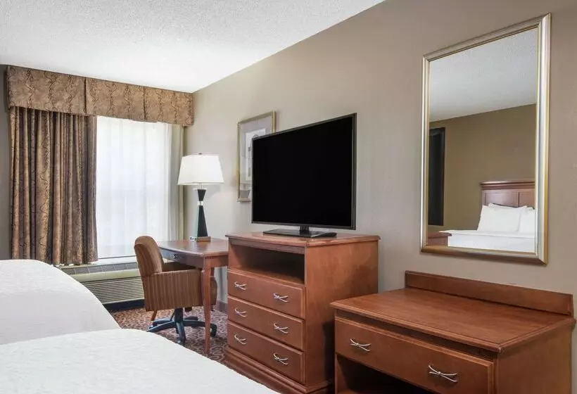 בית מלון כפרי Hampton Inn Lincoln   South/heritage Park