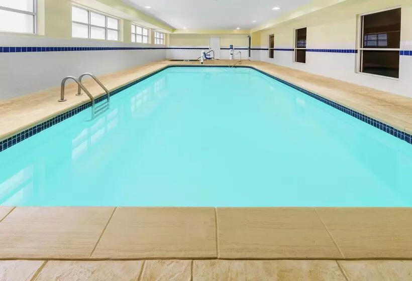 בית מלון כפרי Hampton Inn Lincoln   South/heritage Park