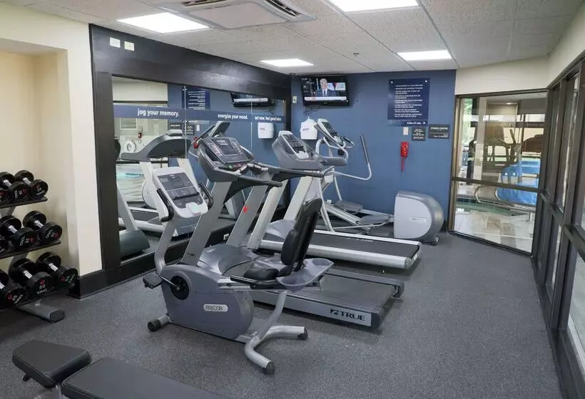 Отель Hampton Inn Muskogee