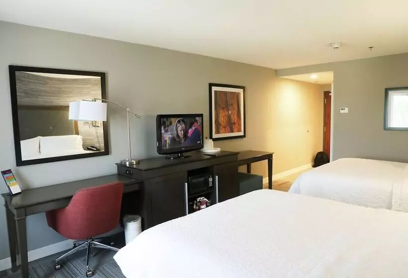 Отель Hampton Inn Muskogee