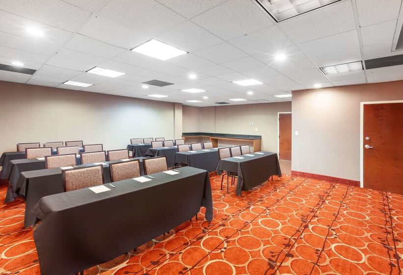 בית מלון כפרי Hampton Inn Oklahoma Citynorthwest