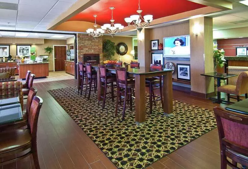 ホテル Hampton Inn Oklahoma Citynorthwest