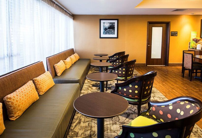 فندق Hampton Inn Philadelphiainternational Airport