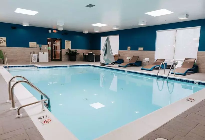 هتل Hampton Inn Rehoboth Beach