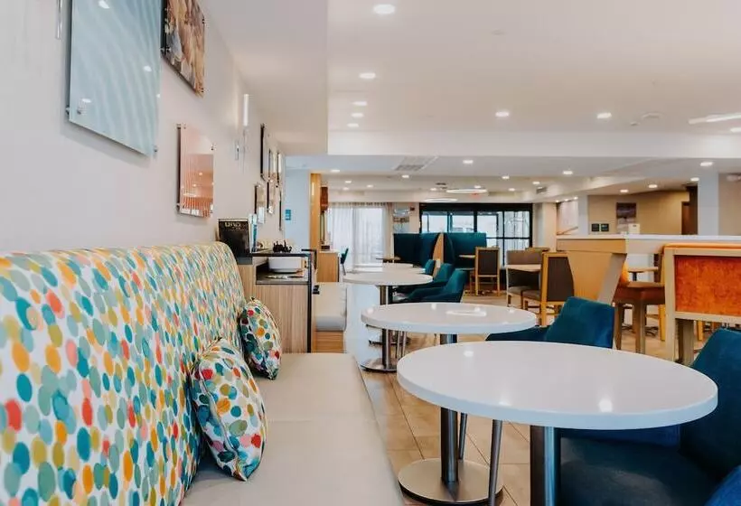 هتل Hampton Inn Rehoboth Beach