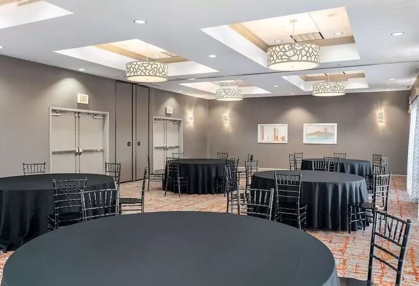 호텔 Hampton Inn By Hilton Springfield