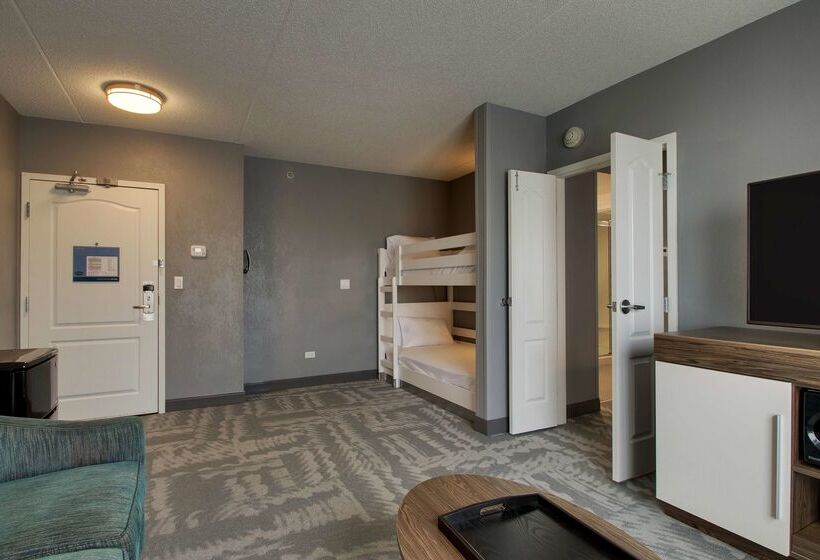Отель Hampton Inn & Suites Chicago/aurora