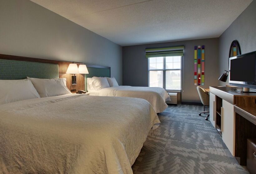 Отель Hampton Inn & Suites Chicago/aurora