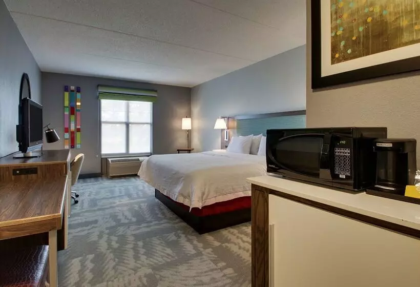 Отель Hampton Inn & Suites Chicago/aurora