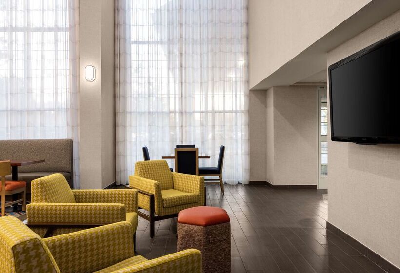 酒店 Hampton Inn & Suites State College At Williamsburg Square