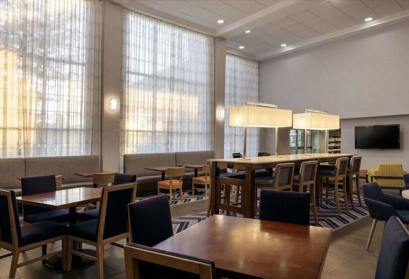 酒店 Hampton Inn & Suites State College At Williamsburg Square