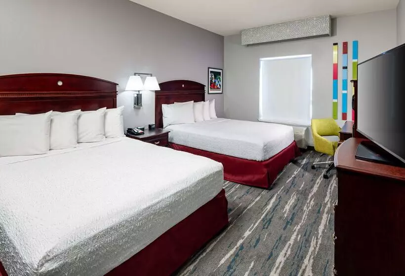 هتل Hampton Inn & Suites Texarkana