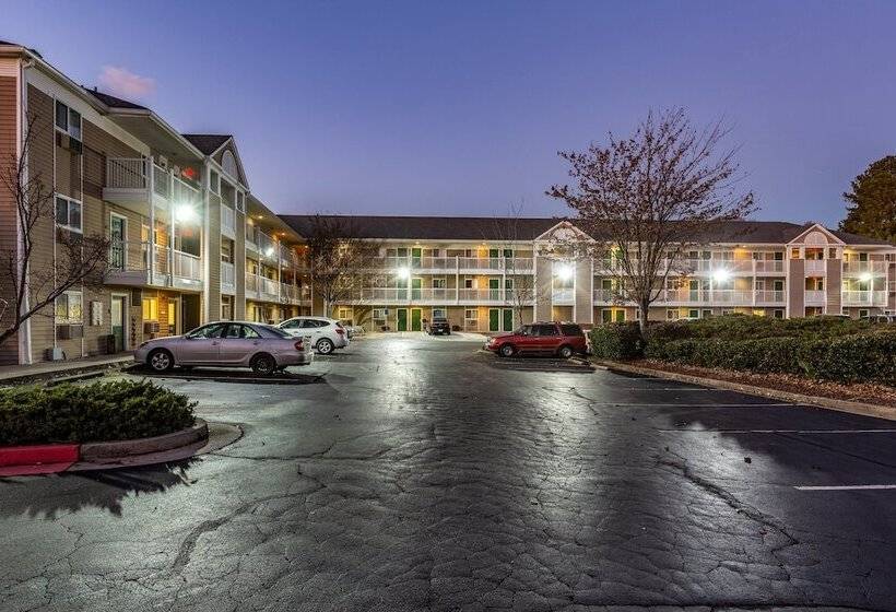 Otel Hometowne Studios By Red Roof Atlanta Chamblee
