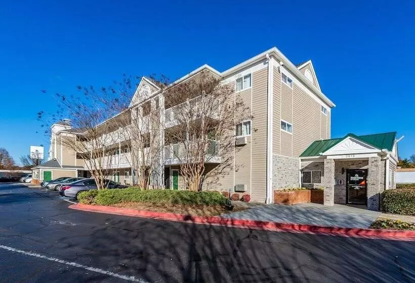 בית מלון כפרי Hometowne Studios By Red Roof Atlanta Chamblee